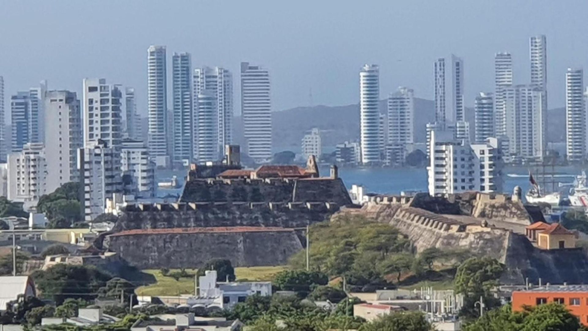 Acogedor Apto En Piso 22 Vista Al Mar Apartamento