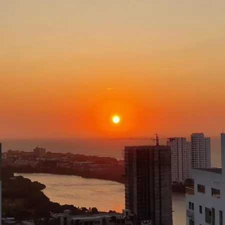 Acogedor Apto En Piso 22 Vista Al Mar Apartamento *